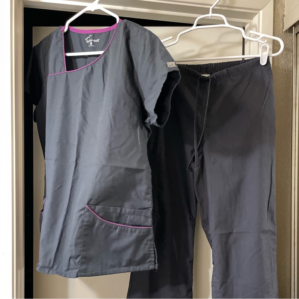 New Butter Soft scrubs, top and bottom, dark grey with fuschia trim on top